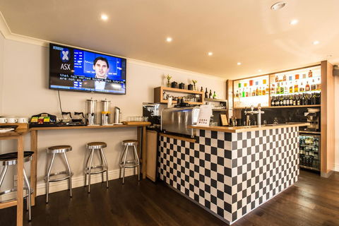 The Waverley International Hotel - Holiday Adelaide 24