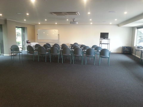 The Waverley International Hotel - Holiday Adelaide 30