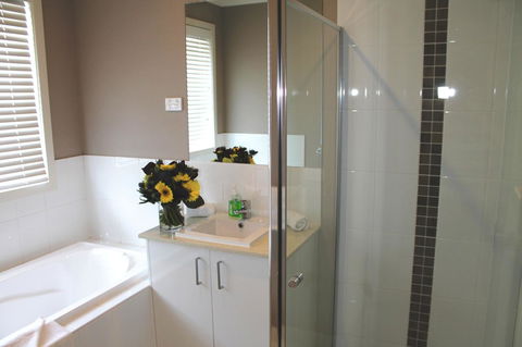 Atarhi Villas - Melbourne - Holiday Adelaide 10