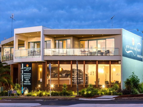 Great Ocean Road Resort - Holiday Adelaide 0