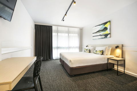 Nightcap At Matthew Flinders Hotel - Holiday Adelaide 31
