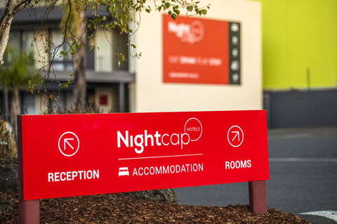 Nightcap At Matthew Flinders Hotel - Holiday Adelaide 27