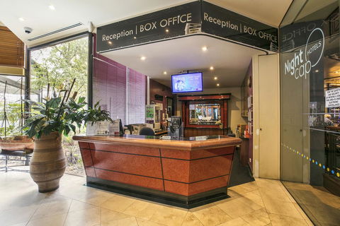 Nightcap At Matthew Flinders Hotel - Holiday Adelaide 24