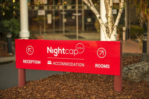 Nightcap At Matthew Flinders Hotel - Holiday Adelaide 40