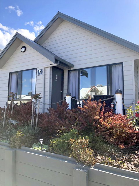 Apollo Bay Waterfront Motor Inn - Holiday Adelaide 23