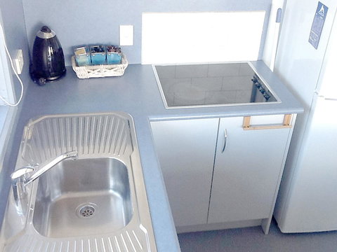 Apollo Bay Waterfront Motor Inn - Holiday Adelaide 37