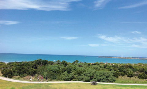 Apollo Bay Waterfront Motor Inn - Holiday Adelaide 26