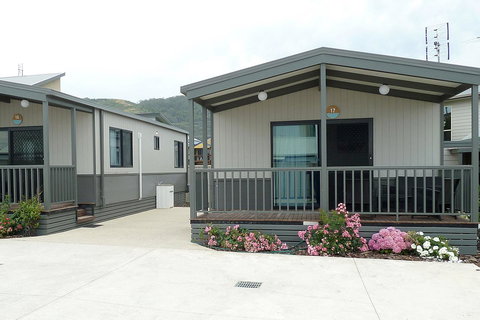 Apollo Bay Waterfront Motor Inn - Holiday Adelaide 7