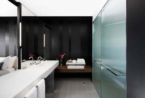 Crown Metropol Melbourne - Holiday Adelaide 6