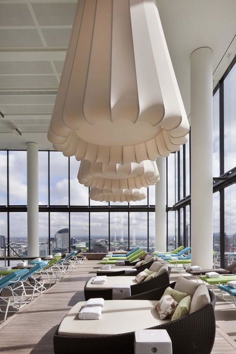 Crown Metropol Melbourne - Holiday Adelaide 15