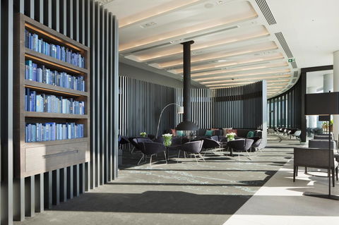 Crown Metropol Melbourne - Holiday Adelaide 17