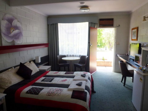 The Grampians Motel - Holiday Adelaide 41