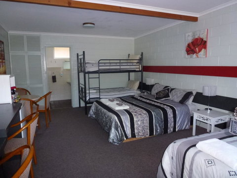 The Grampians Motel - Holiday Adelaide 35