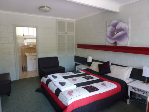 The Grampians Motel - Holiday Adelaide 42
