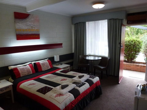 The Grampians Motel - Holiday Adelaide 10