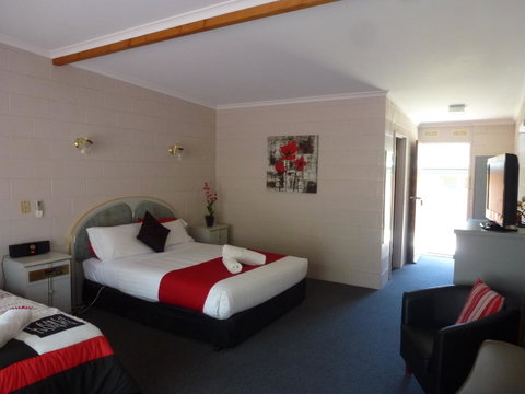 The Grampians Motel - Holiday Adelaide 40