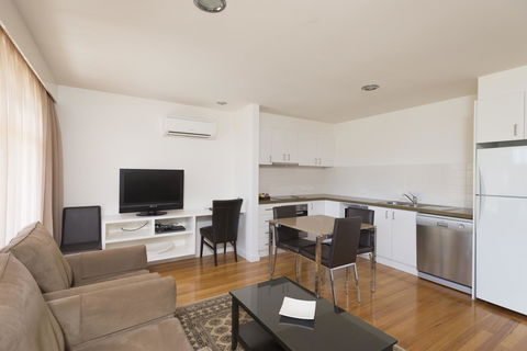 Port Campbell Parkview Motel & Apartments - Holiday Adelaide 4