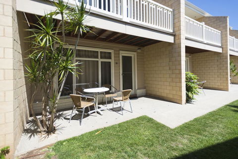 Port Campbell Parkview Motel & Apartments - Holiday Adelaide 22