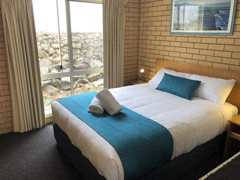 Port Campbell Parkview Motel & Apartments - Holiday Adelaide 3