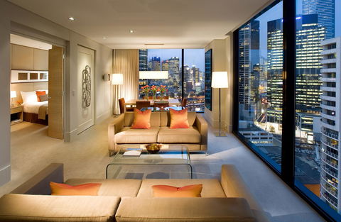 Crown Promenade Melbourne - Holiday Adelaide 7