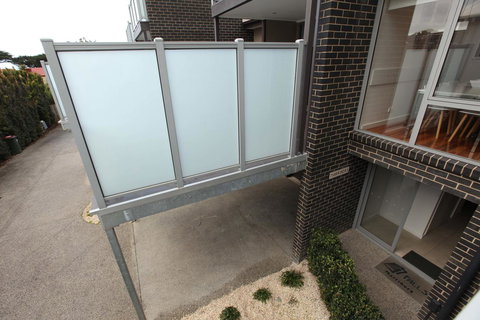 7 Falls Apartments - Holiday Adelaide 7