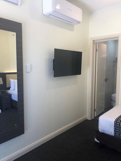 Best Western Melbourne Airport - Holiday Adelaide 23