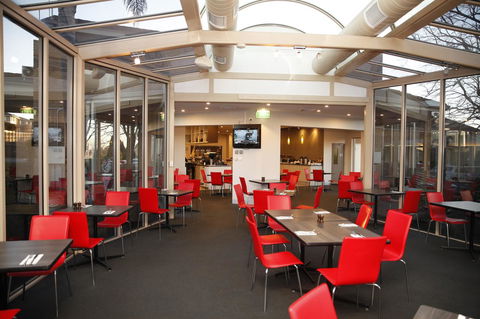 Best Western Melbourne Airport - Holiday Adelaide 11