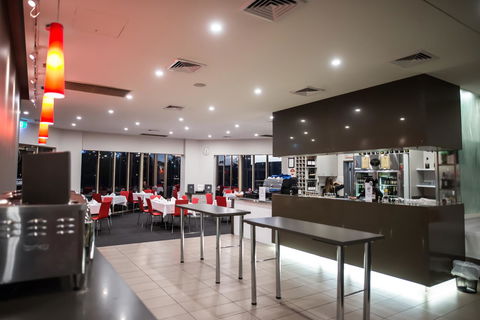 Best Western Melbourne Airport - Holiday Adelaide 39