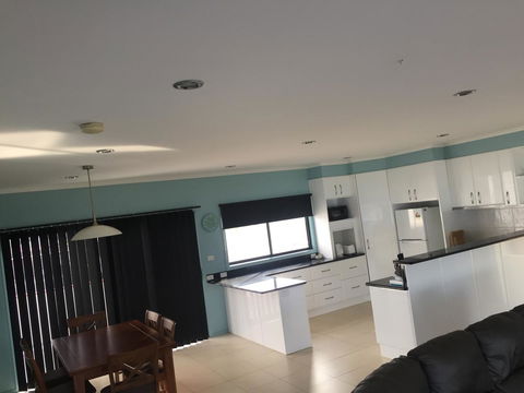 Heyfield Motel And Apartments - Holiday Adelaide 44