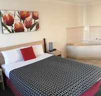 Beachcomber Motel  Apartments - Holiday Adelaide
