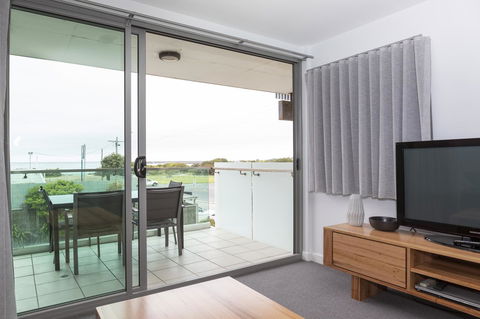 The Dolphin Apartments - Holiday Adelaide 1
