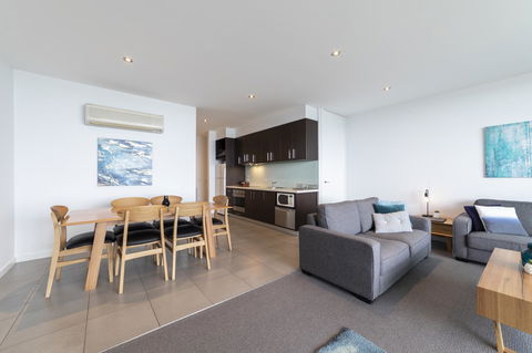 The Dolphin Apartments - Holiday Adelaide 21