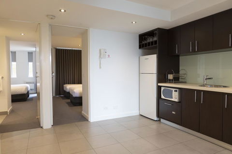 The Dolphin Apartments - Holiday Adelaide 2