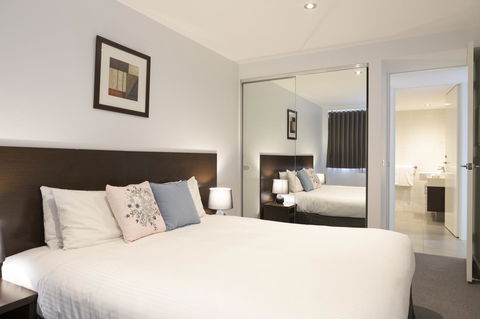 The Dolphin Apartments - Holiday Adelaide 17