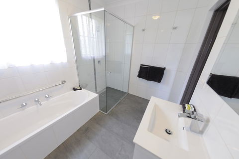 Greenvale Holiday Units - Holiday Adelaide 2