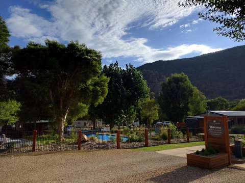 Halls Gap Lakeside Tourist Park - Holiday Adelaide 0
