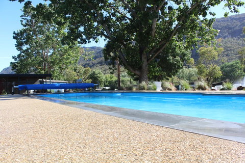 Halls Gap Lakeside Tourist Park - Holiday Adelaide 6