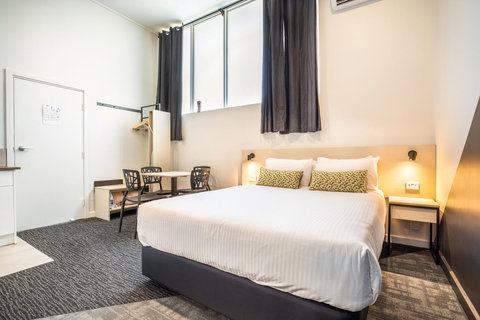 Nightcap At Seaford Hotel - Holiday Adelaide 12