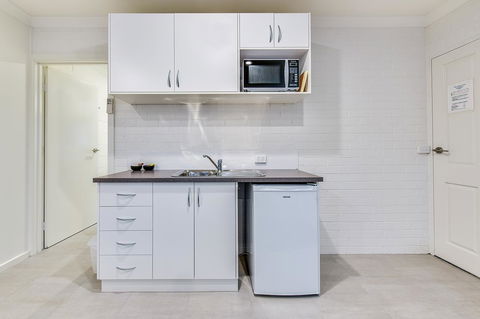 Allambi Holiday Apartments - Holiday Adelaide 34
