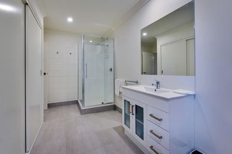 Allambi Holiday Apartments - Holiday Adelaide 37