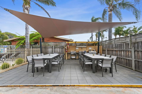 Allambi Holiday Apartments - Holiday Adelaide 10