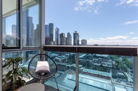 La Maison - Great View Free Parking Pool Gym Perfectly located 2BR apartment