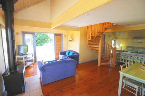 Rayville Boat Houses - Holiday Adelaide 3