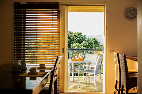 Rayville Boat Houses - Holiday Adelaide 6