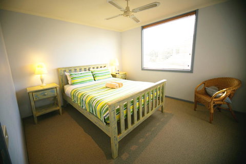 Rayville Boat Houses - Holiday Adelaide 21