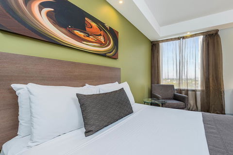Mantra Melbourne Airport - Holiday Adelaide 6
