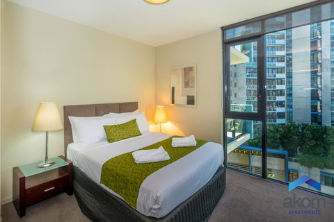AKOM AT Docklands - Holiday Adelaide 27