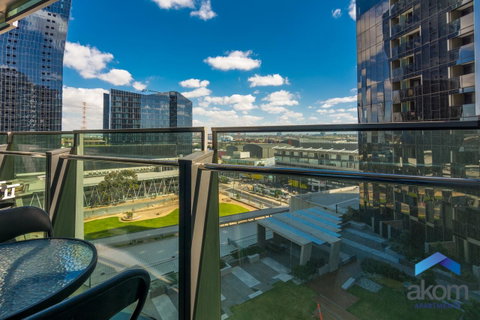 AKOM AT Docklands - Holiday Adelaide 19