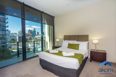 AKOM AT Docklands - Holiday Adelaide 26