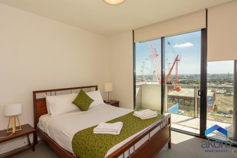 AKOM AT Docklands - Holiday Adelaide 11